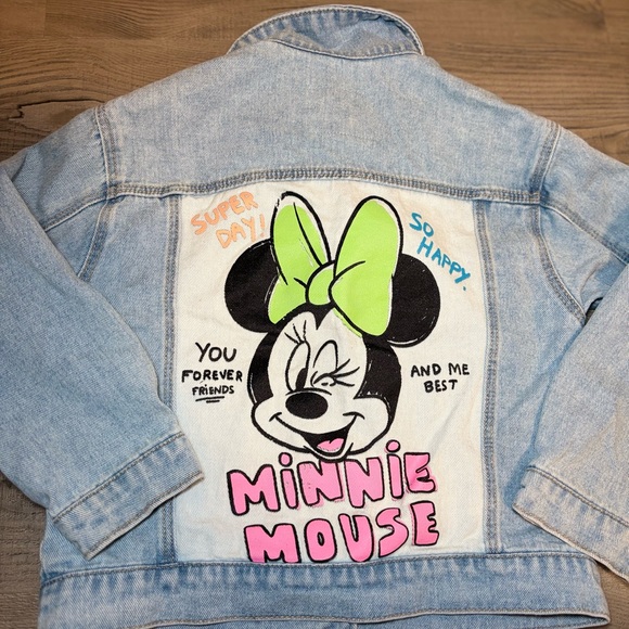 Zara Light Blue Denim Jacket with Pink Embroidered Detail - Picture 3 of 6